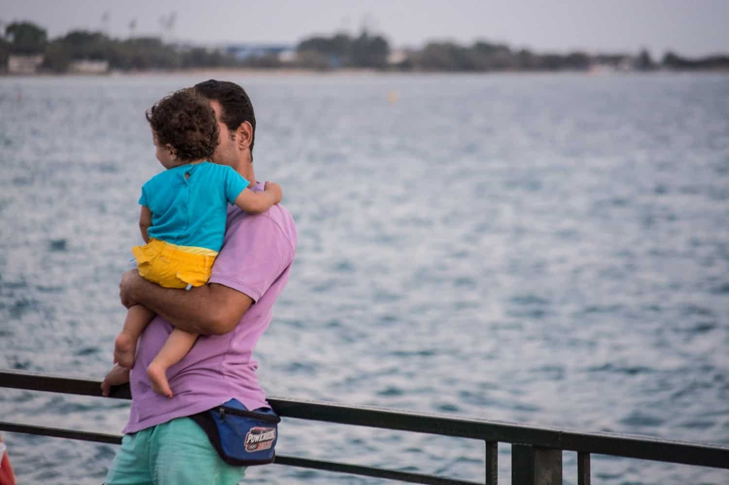 Άδεια Δύο Μήνες σε Όλους τους Πατέρες