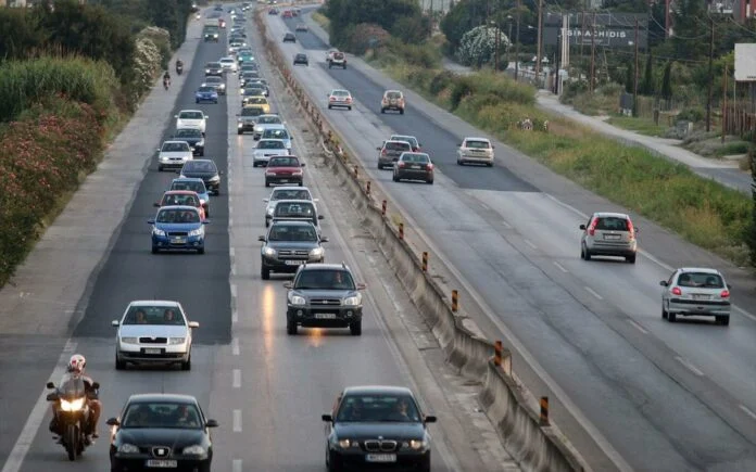 Τέλη κυκλοφορίας 2025: Καμία παράταση φέτος επαναλαμβάνει το ΥΠΟΙΚ